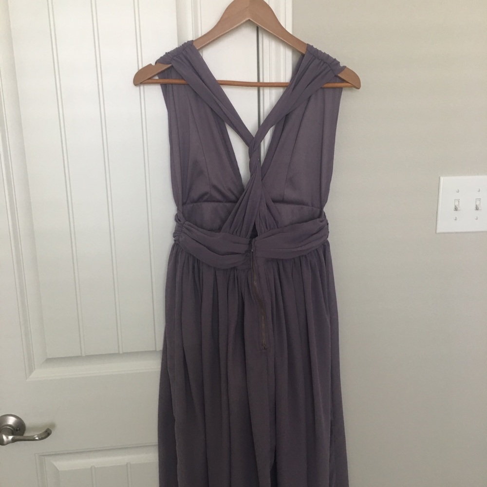 Dress - Picture 4 of 9